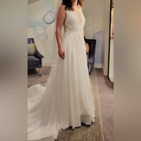 NWT Anthro: size 6 Jenny Yoo Elinor Deep V-Neck Lace & Illusion Wedding Gown - Picture 7 of 9